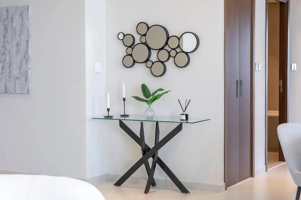 Apartment New Listing & Vida Creek Beach & Beach Access Dubai United Arab Emirates