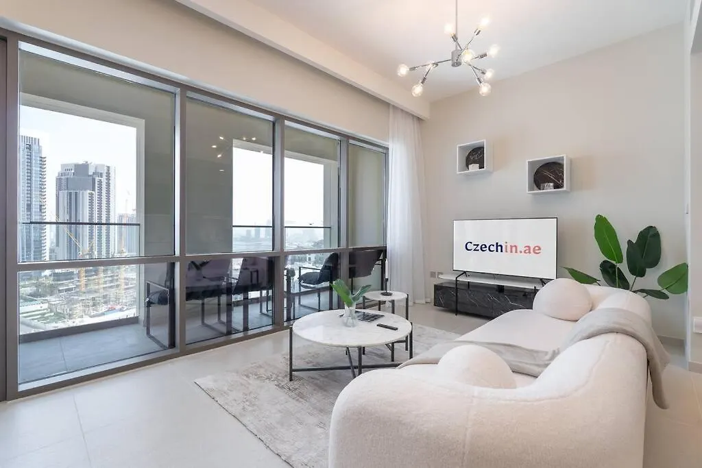 Apartment New Listing & Vida Creek Beach & Beach Access Dubai